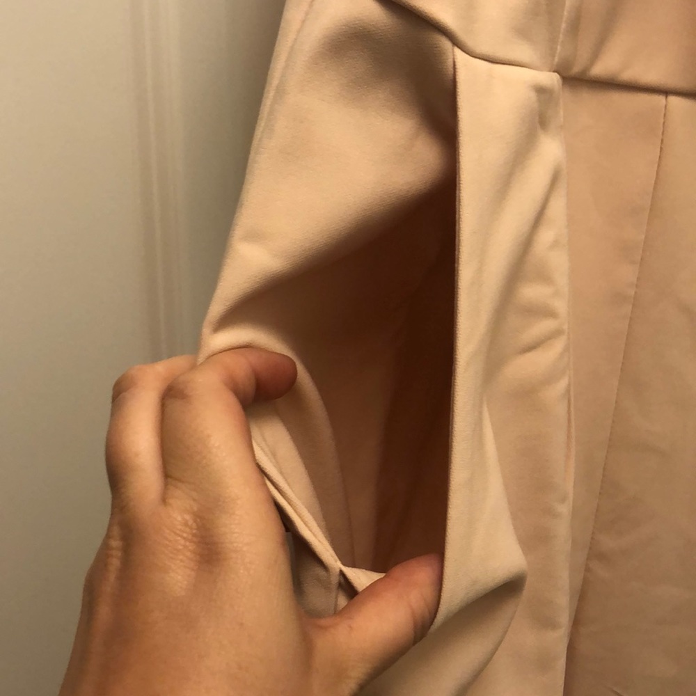 Off shoulder Ruffle jumpsuit. HAS POCKETS - Picture 3 of 5